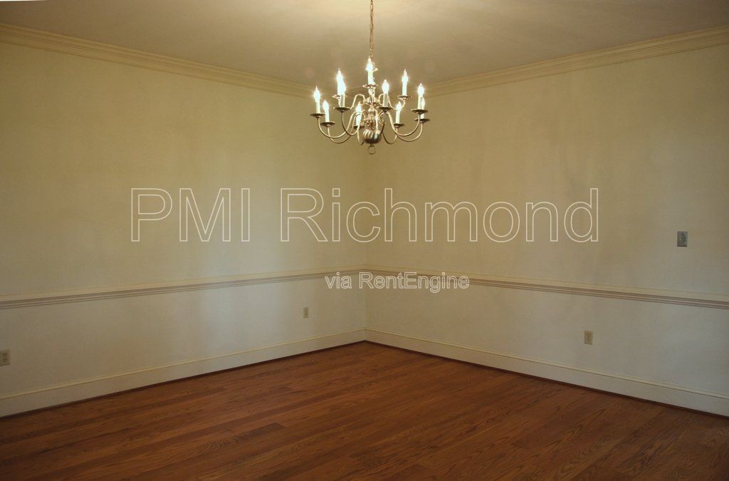Stunning 3 Bed, 2 Bath River Front Home in New Kent County! property image