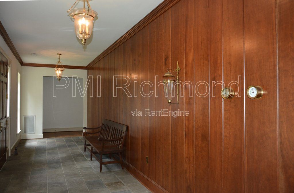 Stunning 3 Bed, 2 Bath River Front Home in New Kent County! property image
