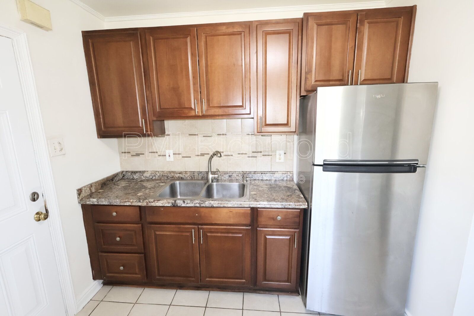 Fabulous Renovated 2-Bed, 1-Bath Bungalow in North Highland Park! property image