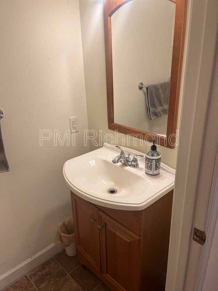 Experience Richmond Living in this Cozy 3-Bed Home! property image