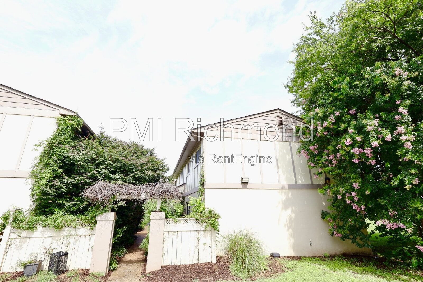 Cozy 2-Bed, 1-Bath Condo in Richmond, VA! property image