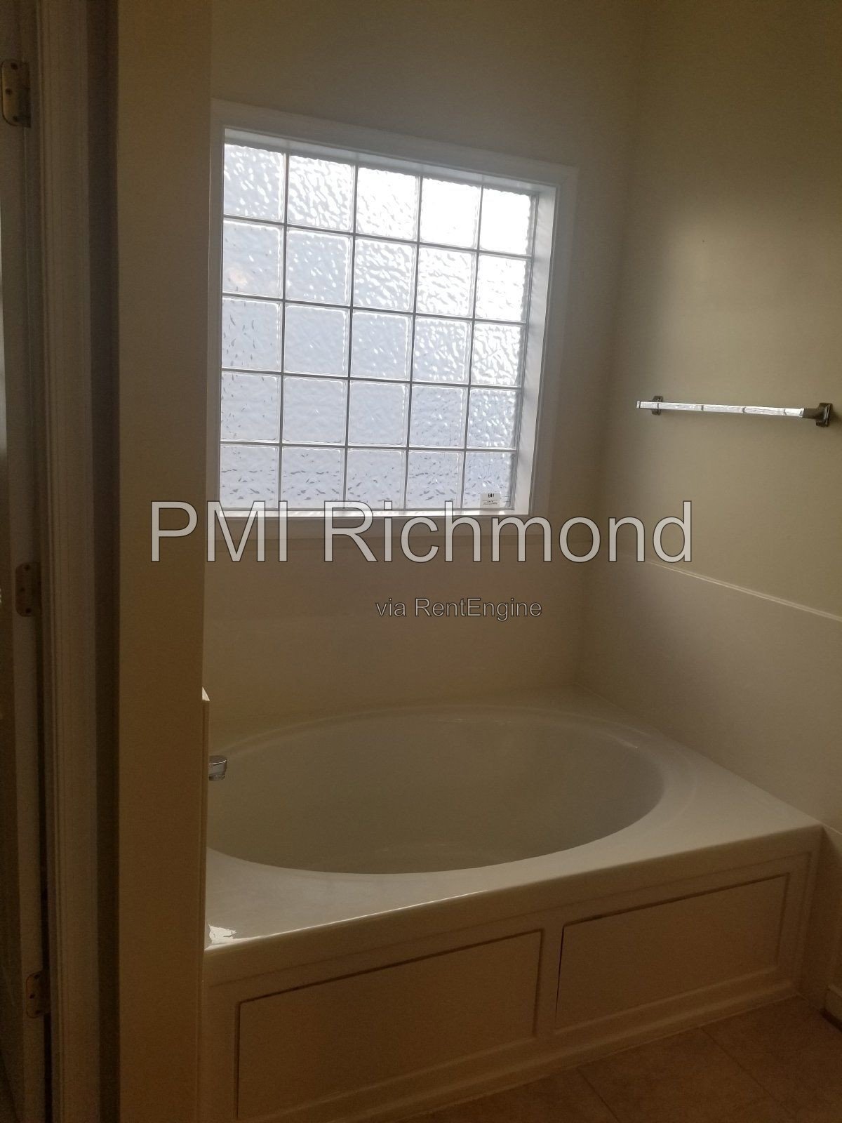 Gorgeous 3-Bed, 3-Bath Transitional Home in Midlothian! property image