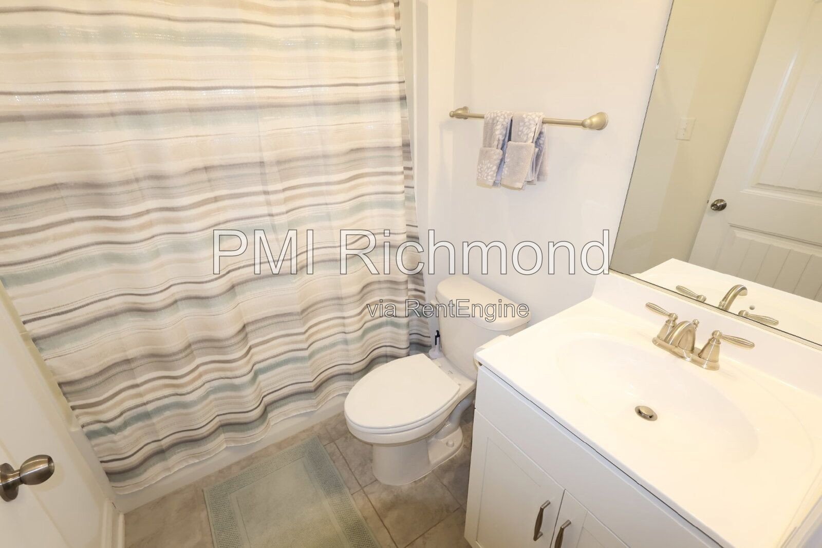 Stunning 4-Bed, 3-Bath Spacious Home in Woodlake! property image