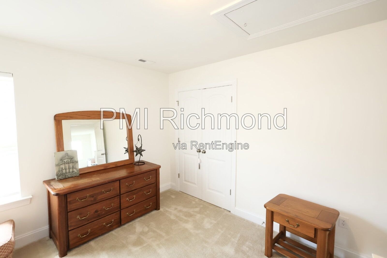 Stunning 4-Bed, 3-Bath Spacious Home in Woodlake! property image