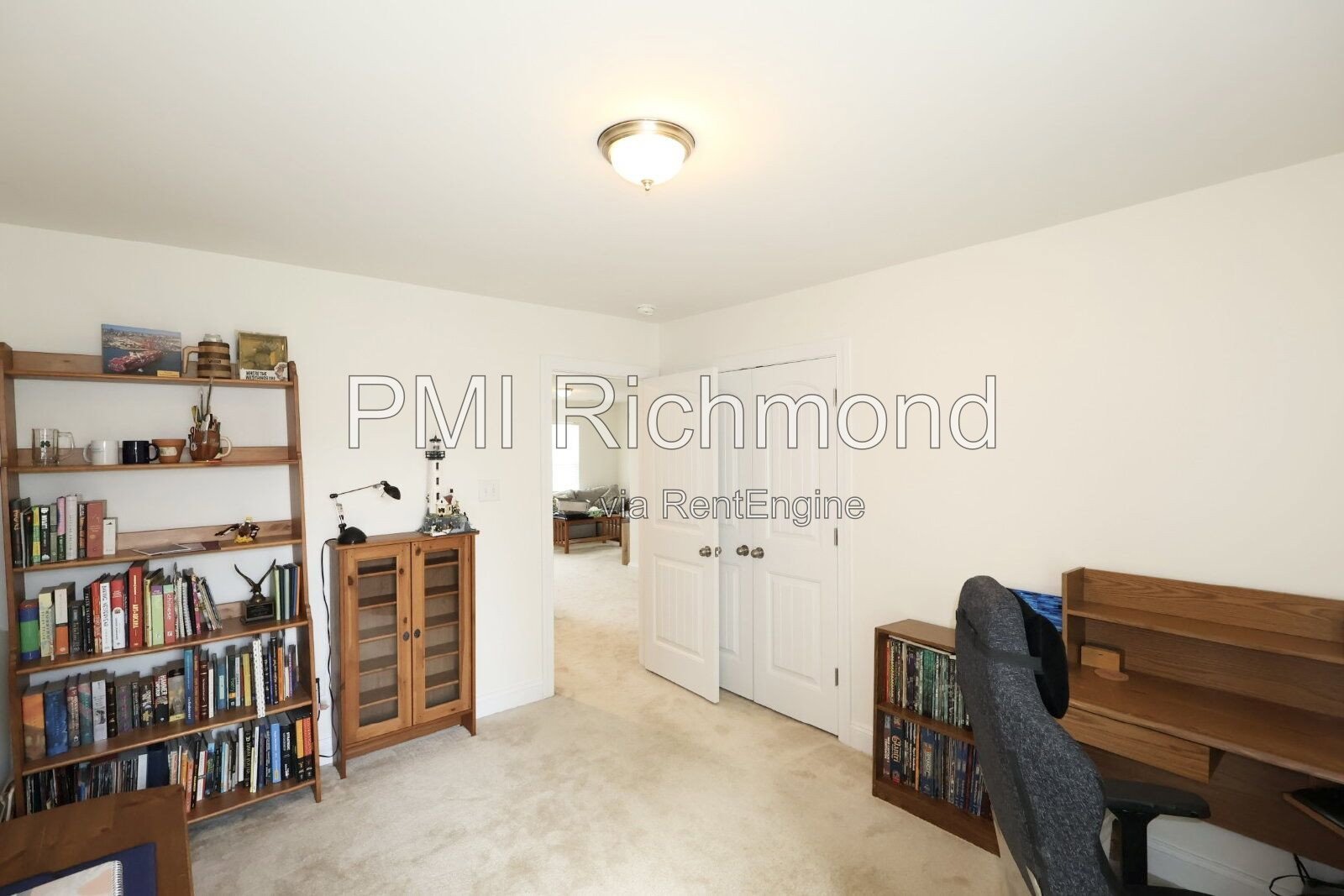 Stunning 4-Bed, 3-Bath Spacious Home in Woodlake! property image