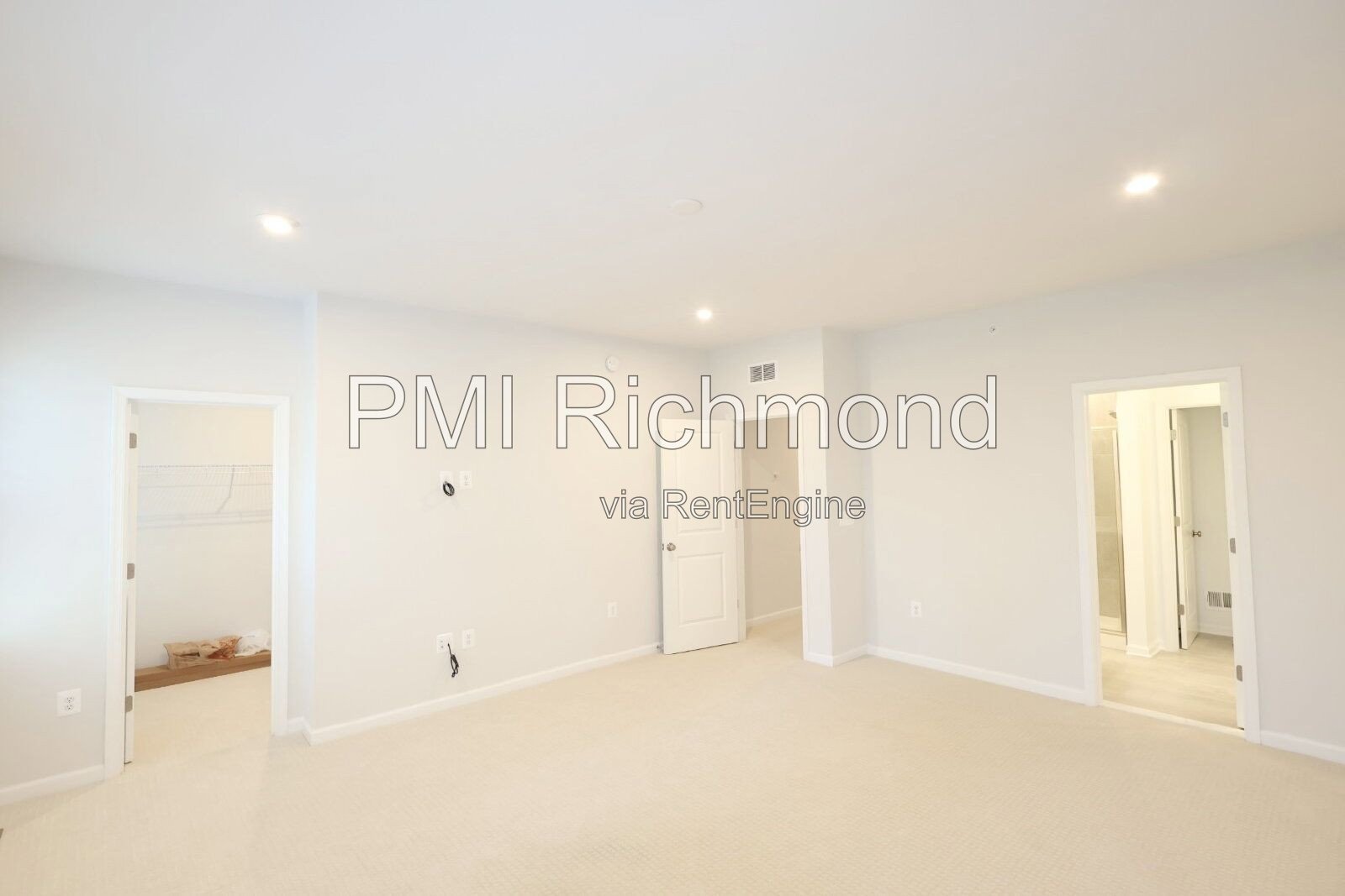 Stunning and Modern 3-Bed Townhome in Midlothian! property image