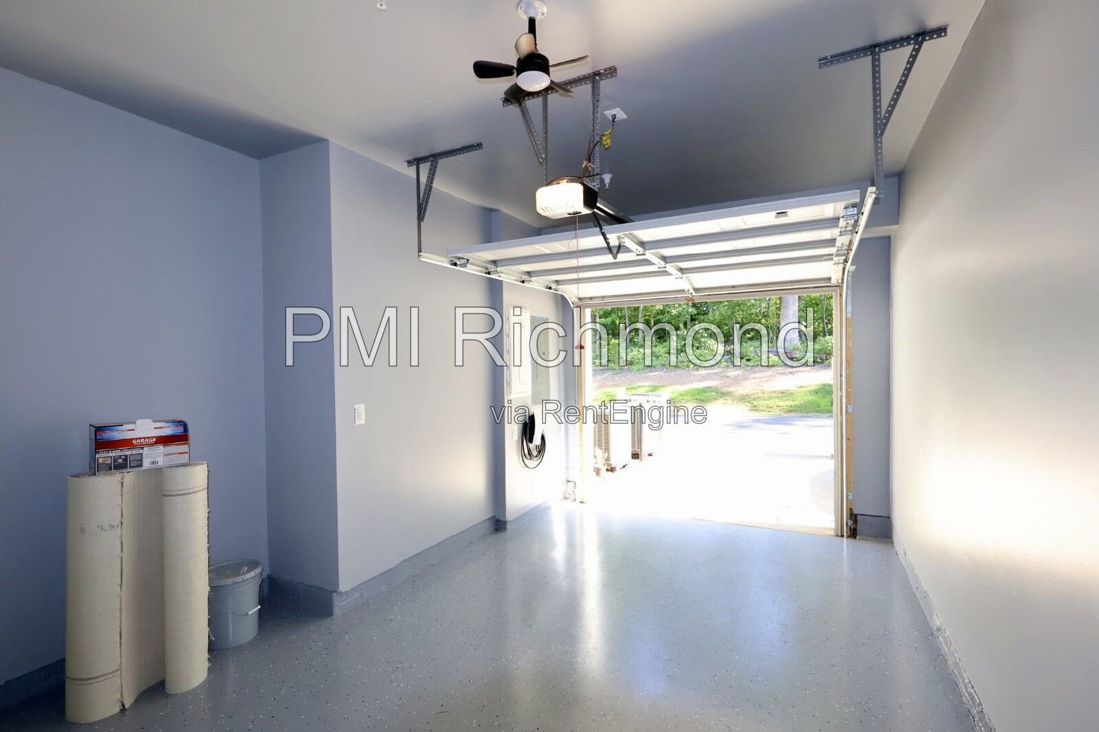 Stunning and Modern 3-Bed Townhome in Midlothian! property image