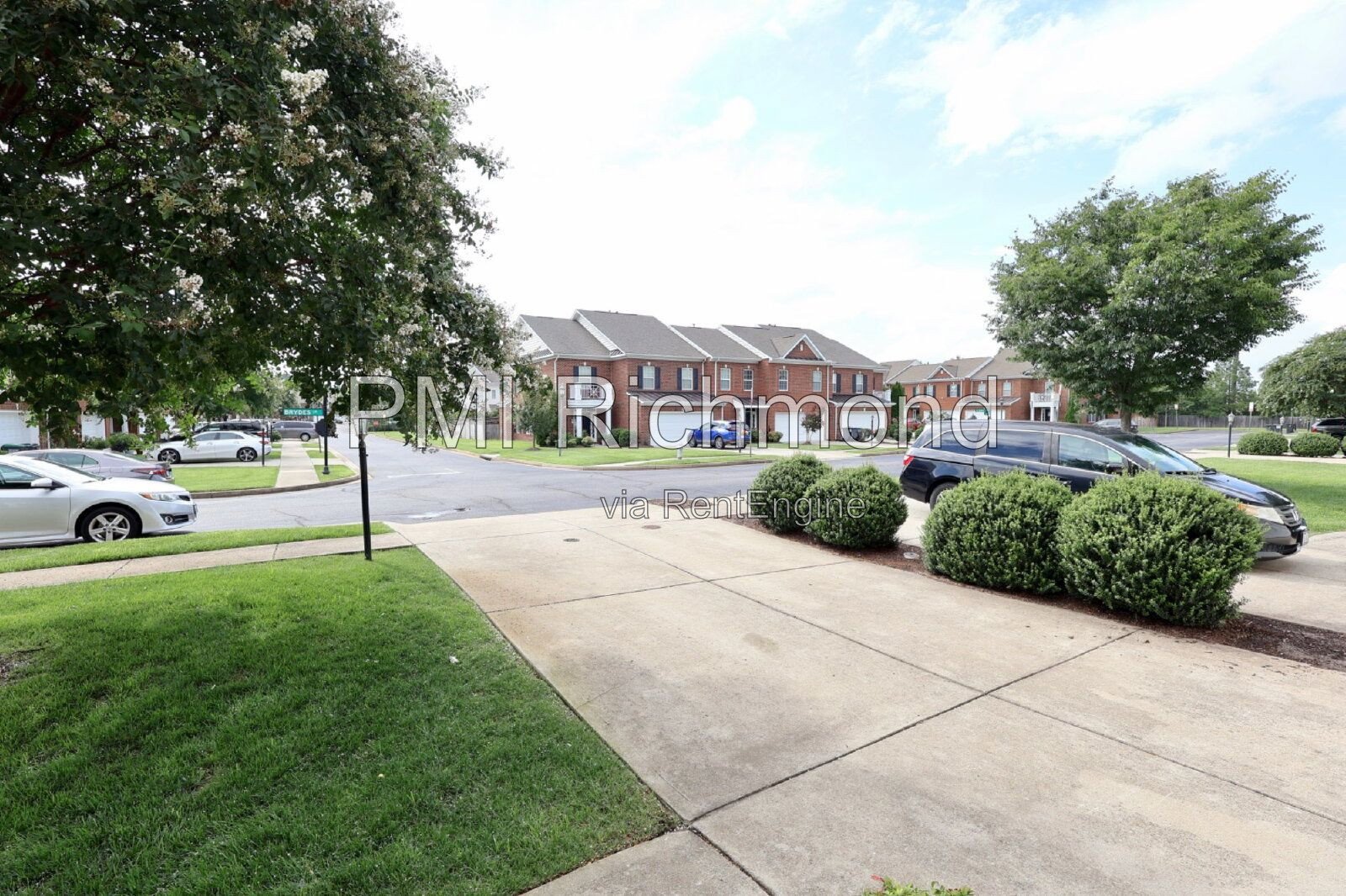 4-Bed Home with Granite Countertops & Hardwood Floors in Glen Allen! property image