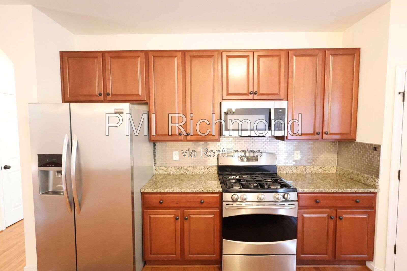 4-Bed Home with Granite Countertops & Hardwood Floors in Glen Allen! property image