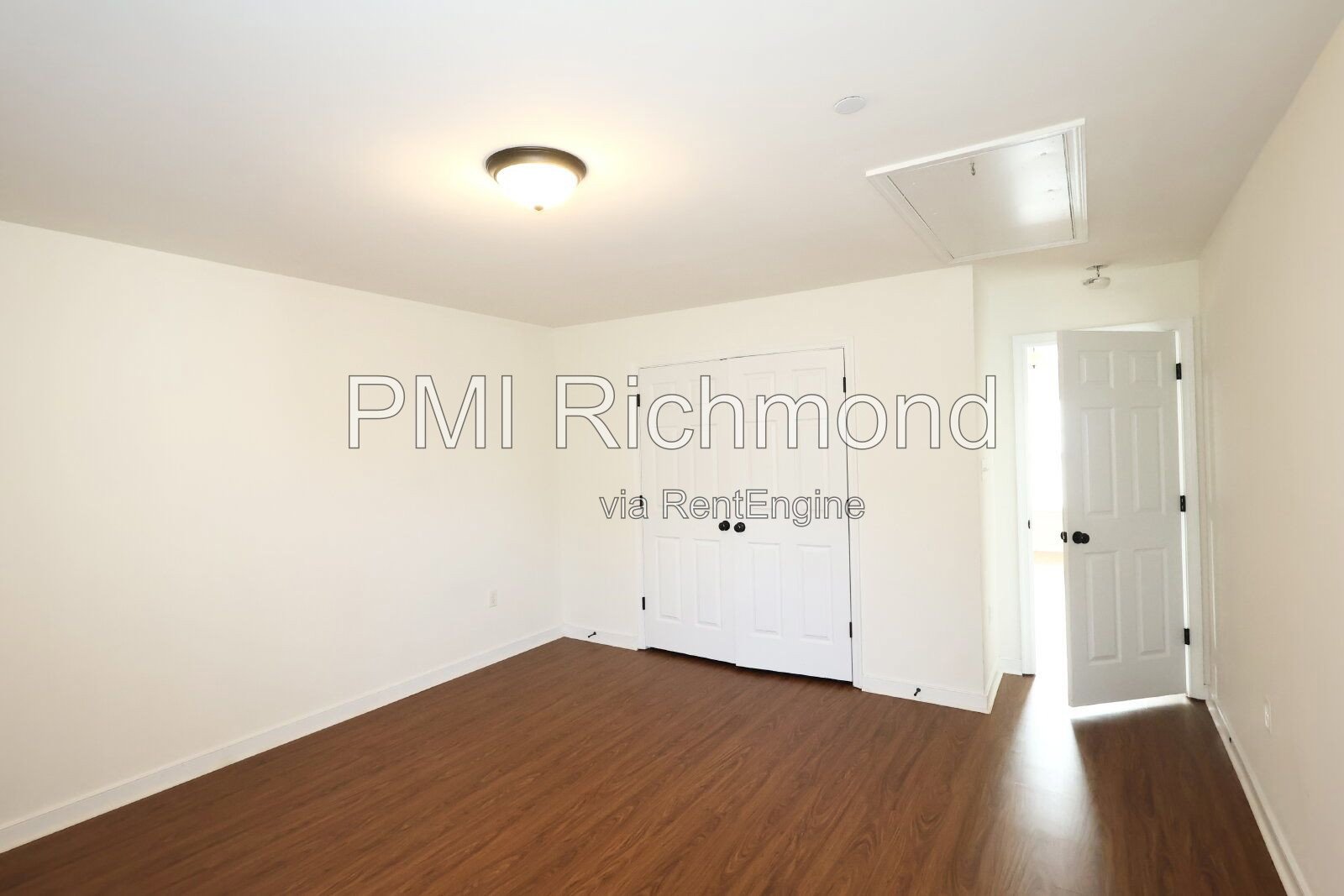 4-Bed Home with Granite Countertops & Hardwood Floors in Glen Allen! property image