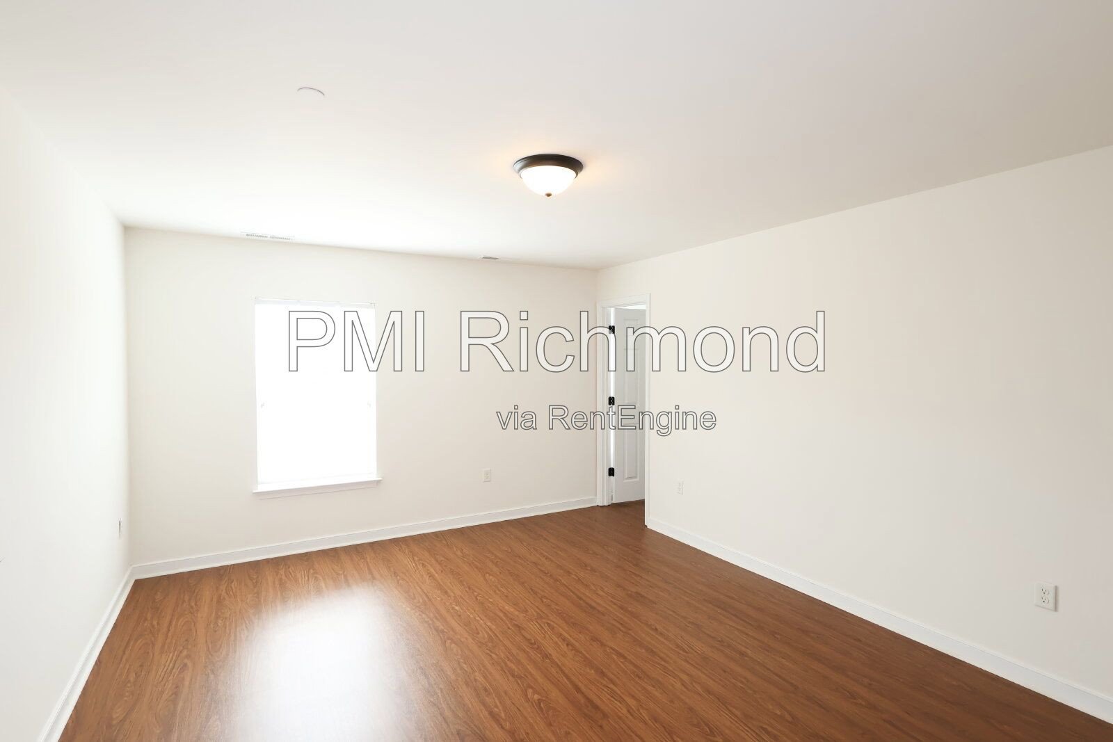4-Bed Home with Granite Countertops & Hardwood Floors in Glen Allen! property image