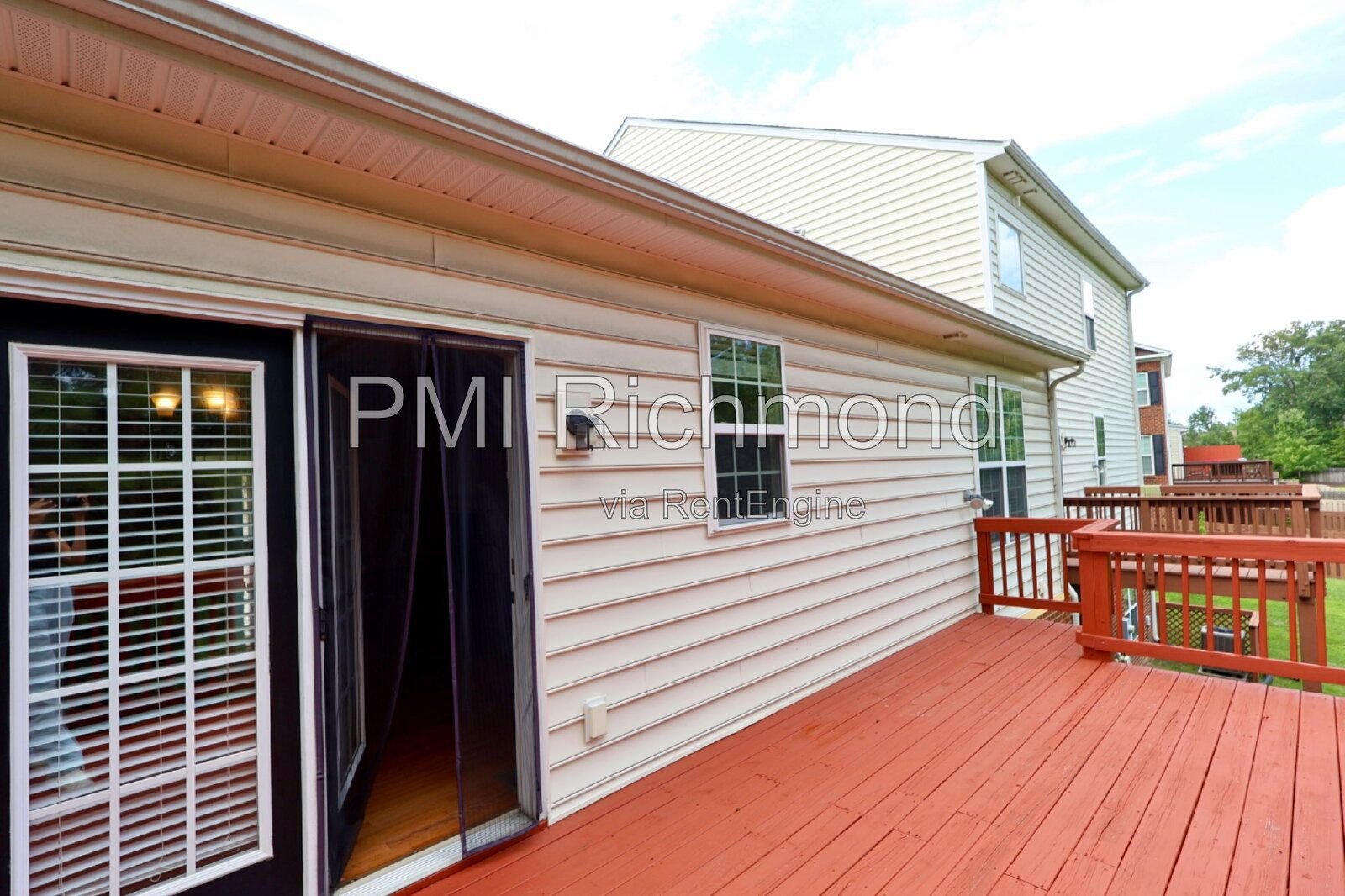 4-Bed Home with Granite Countertops & Hardwood Floors in Glen Allen! property image