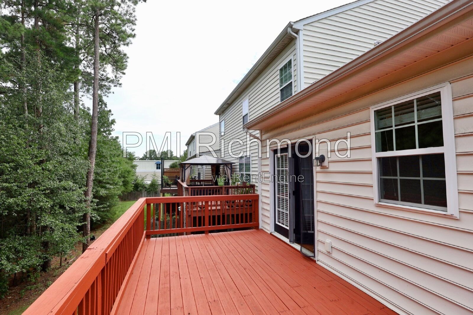 4-Bed Home with Granite Countertops & Hardwood Floors in Glen Allen! property image