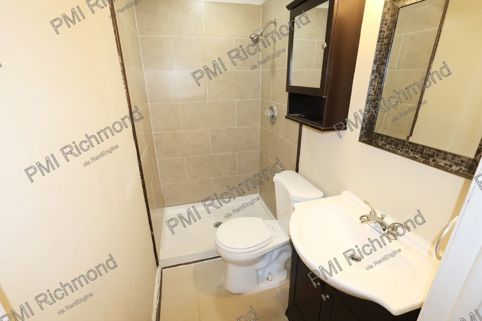 Spacious 5-Bed Home in the Broad Meadows Subdivision of Glen Allen! property image