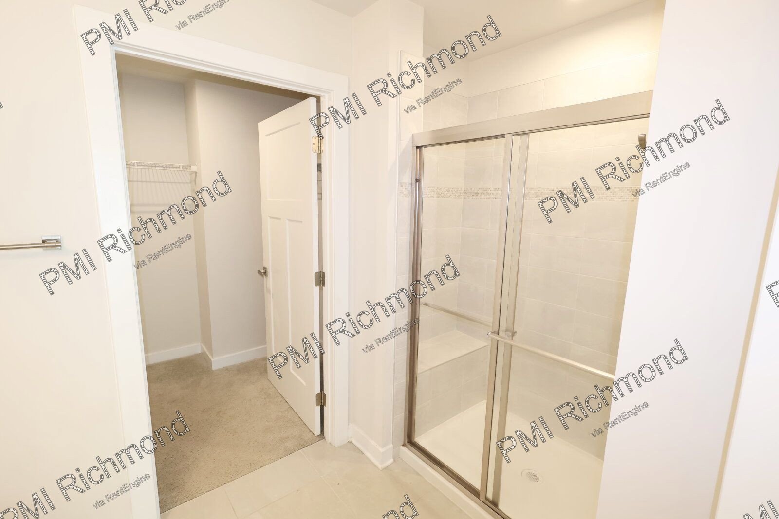 Discover Comfort and Style in This Spacious 3-Bed Townhouse in Chesterfield! property image