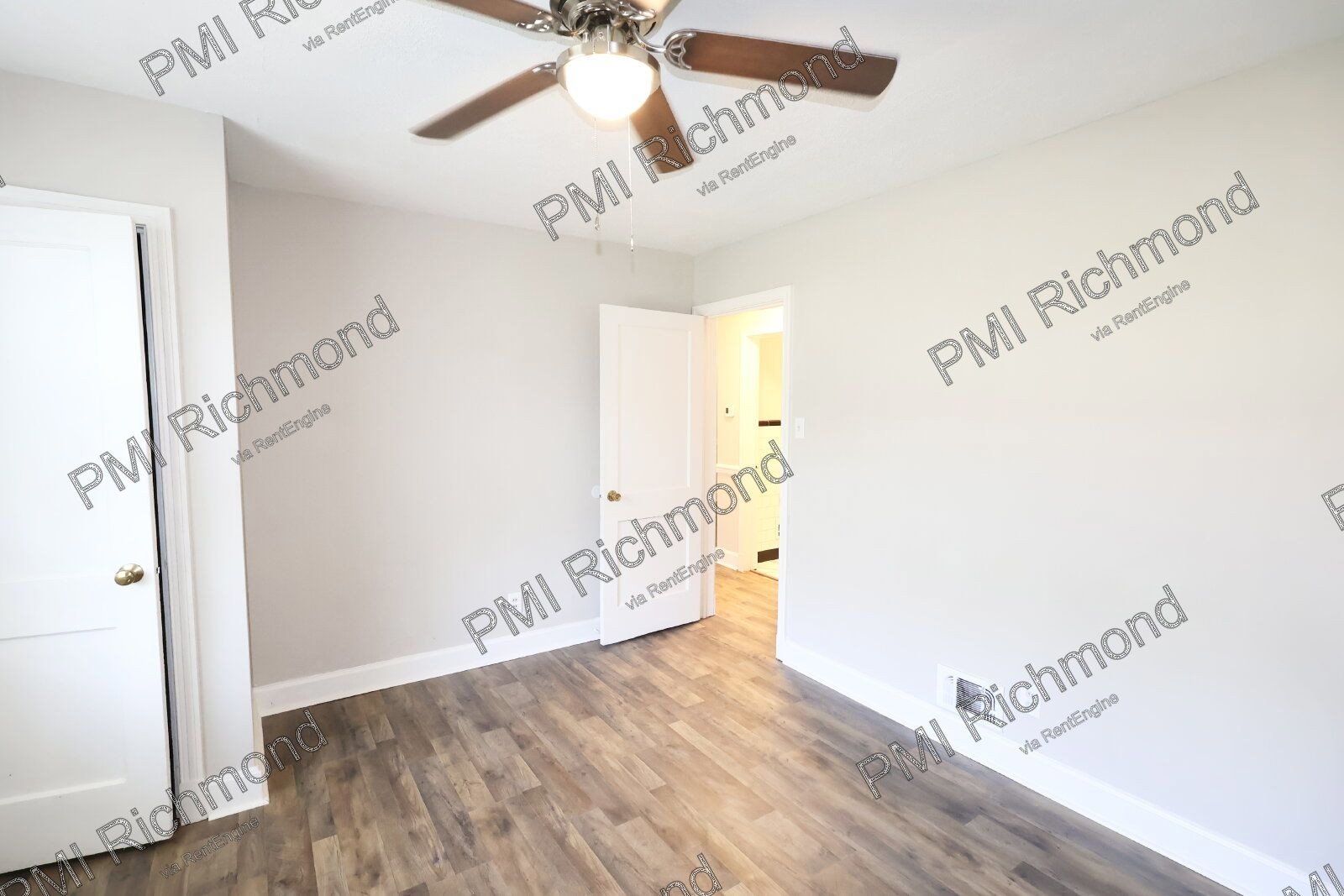 Charming 3-Bed Home with Brand New Flooring in Henrico! property image