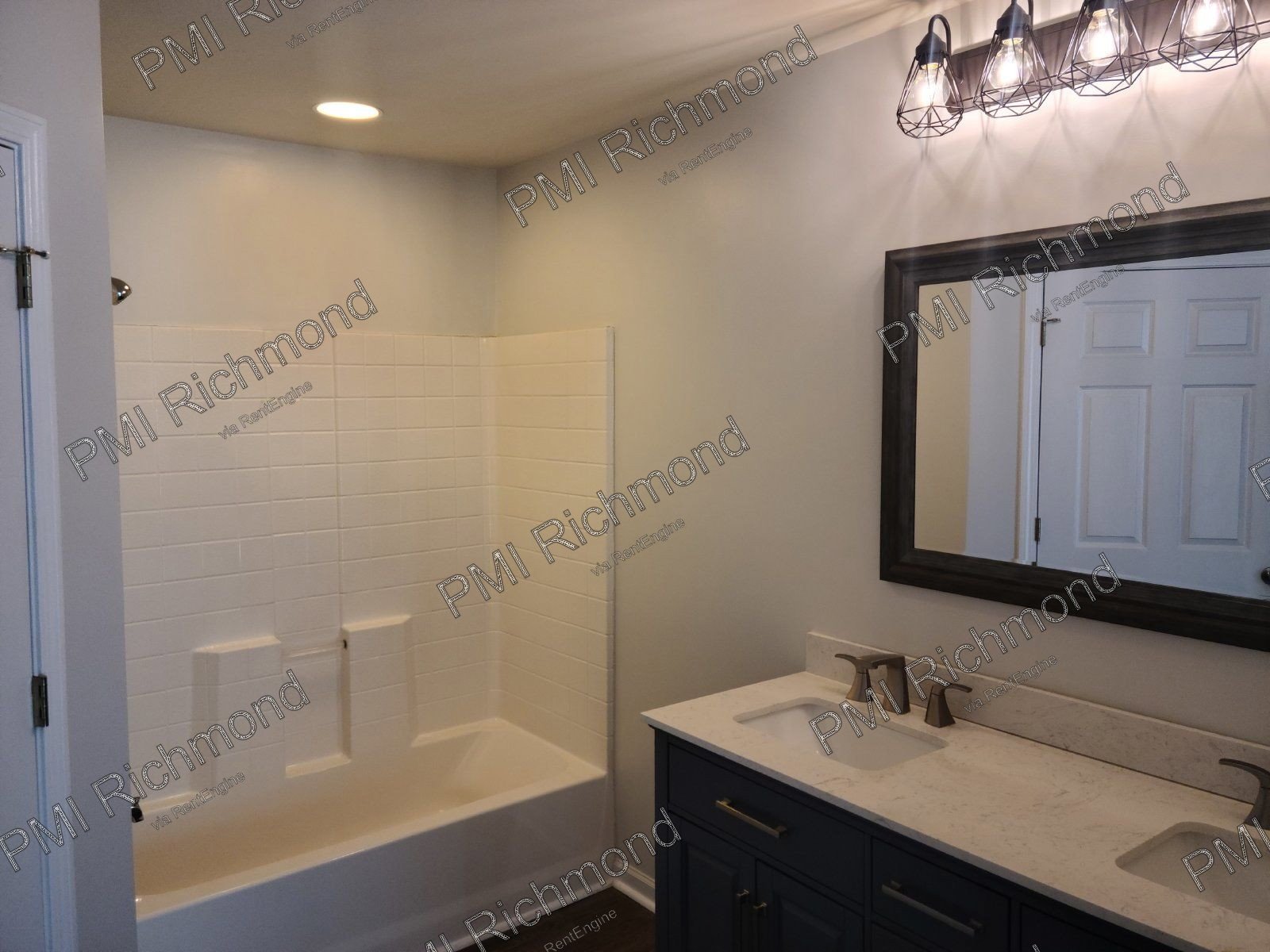 Gorgeous 2-Bedroom Condo in Bristol Village! property image
