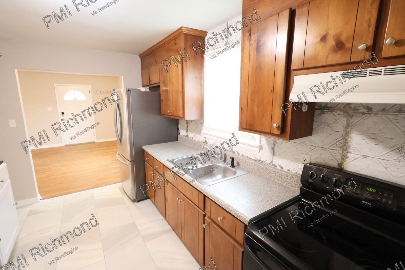 Cute 3-Bed Home with Gleaming Hardwood Floors at 2410 Raleigh St.! property image