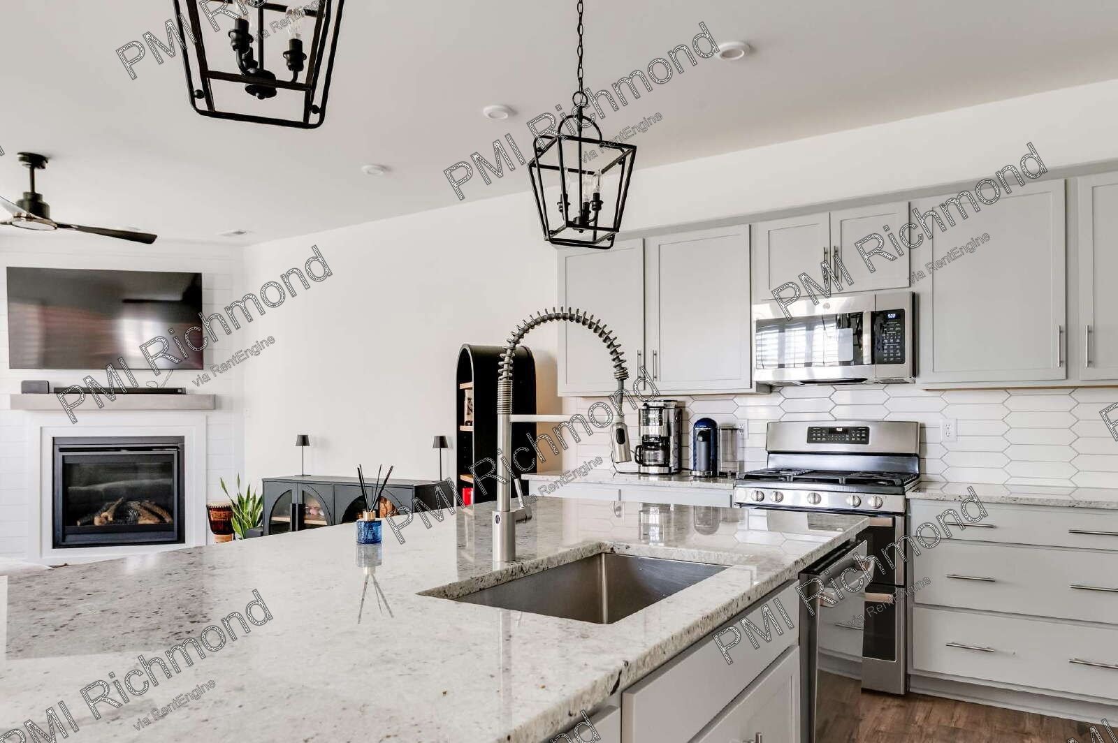 Gorgeous and Spacious 4-Bed Corner Unit Townhome in Moseley, VA! property image