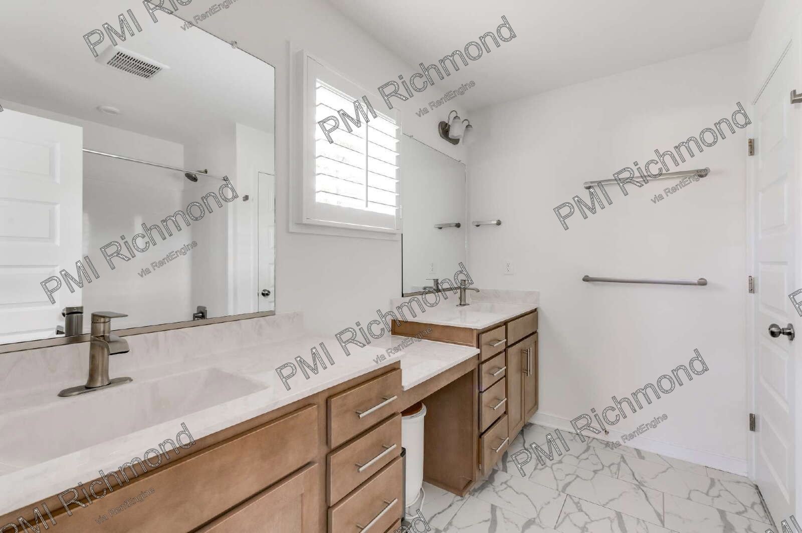 Gorgeous and Spacious 4-Bed Corner Unit Townhome in Moseley, VA! property image