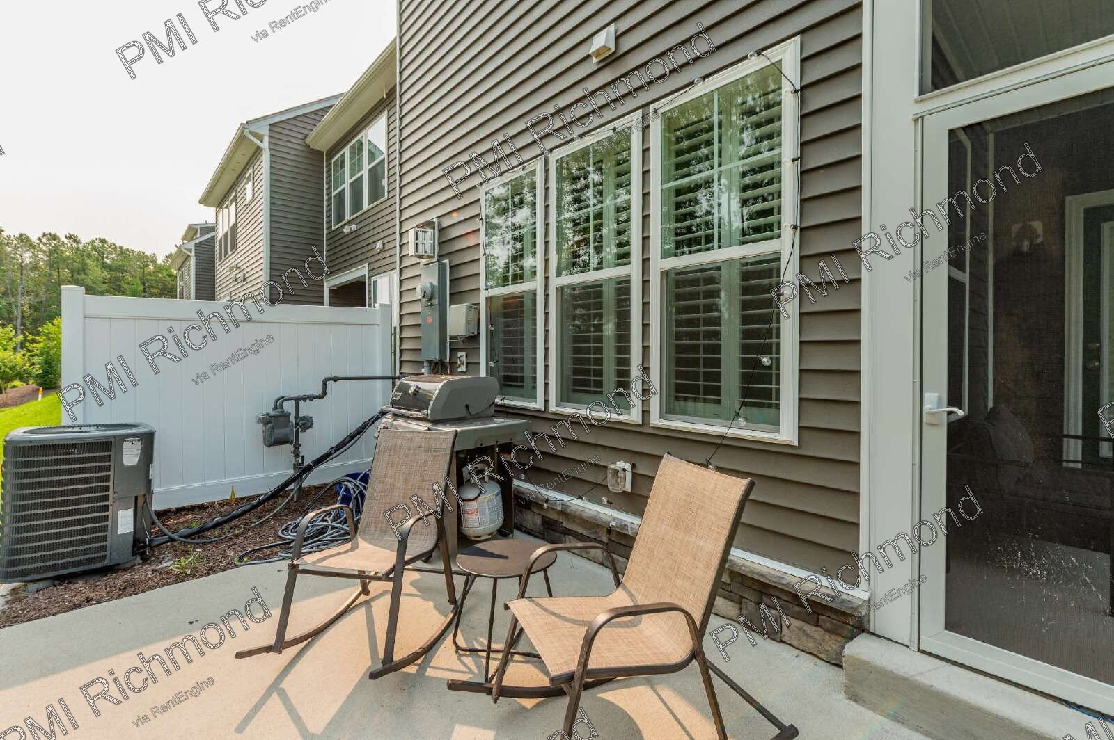 Gorgeous and Spacious 4-Bed Corner Unit Townhome in Moseley, VA! property image