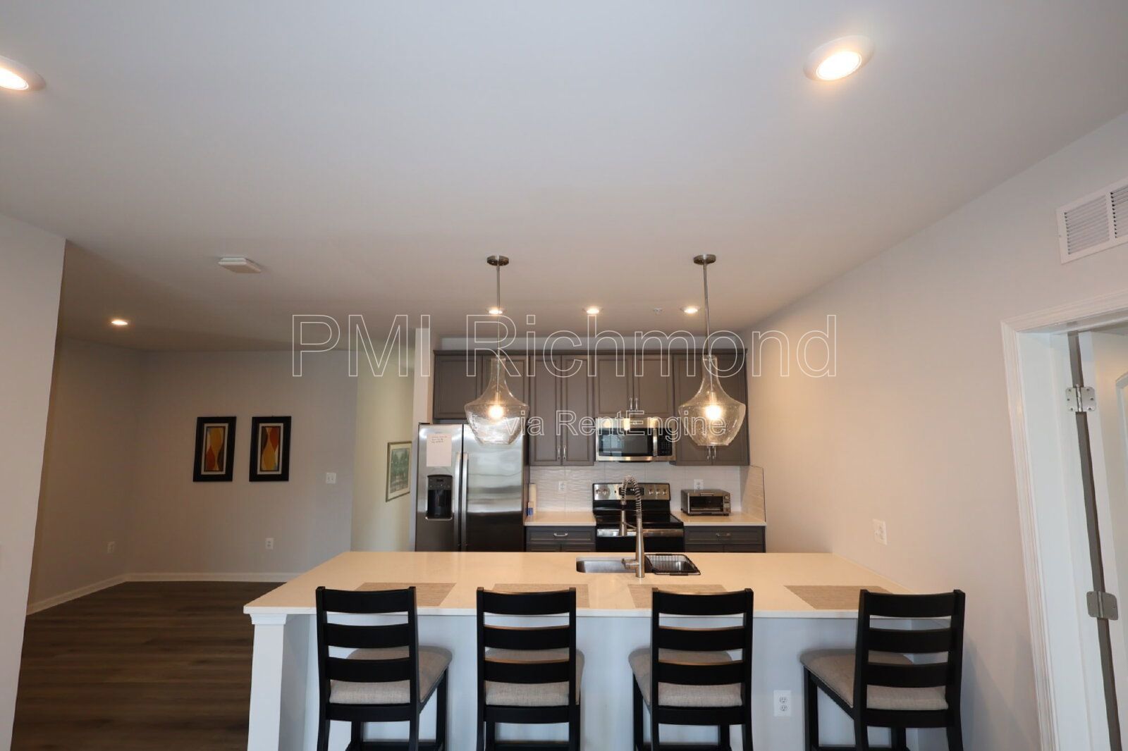 Modern Condo in Midlothian's Coalfield Station Subdivision! property image