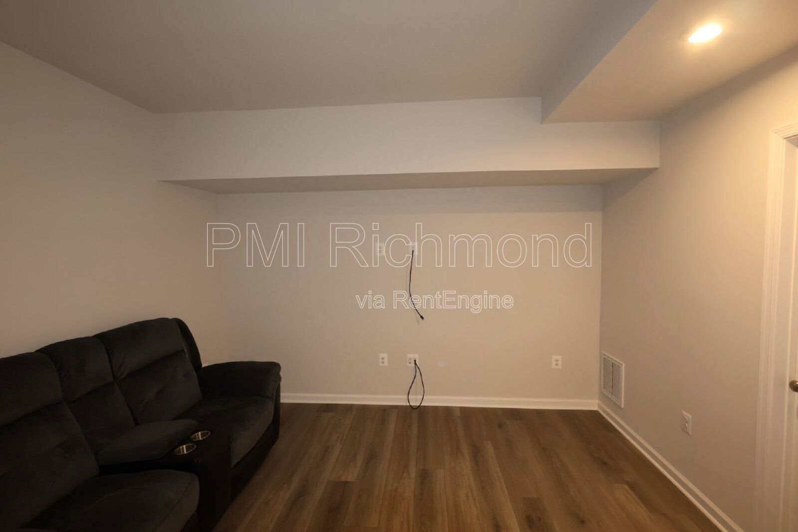 Modern Condo in Midlothian's Coalfield Station Subdivision! property image