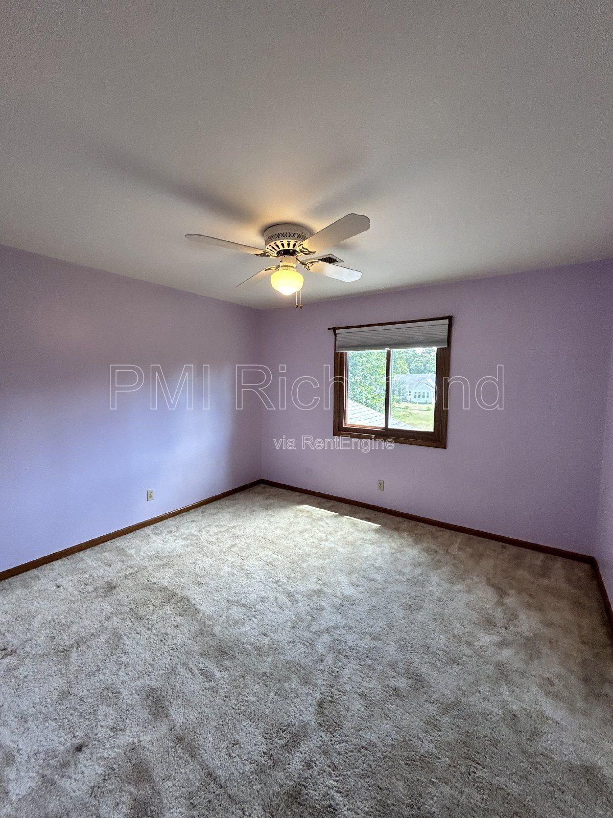 Single Family Contemporary Home in Colonial Heights! property image