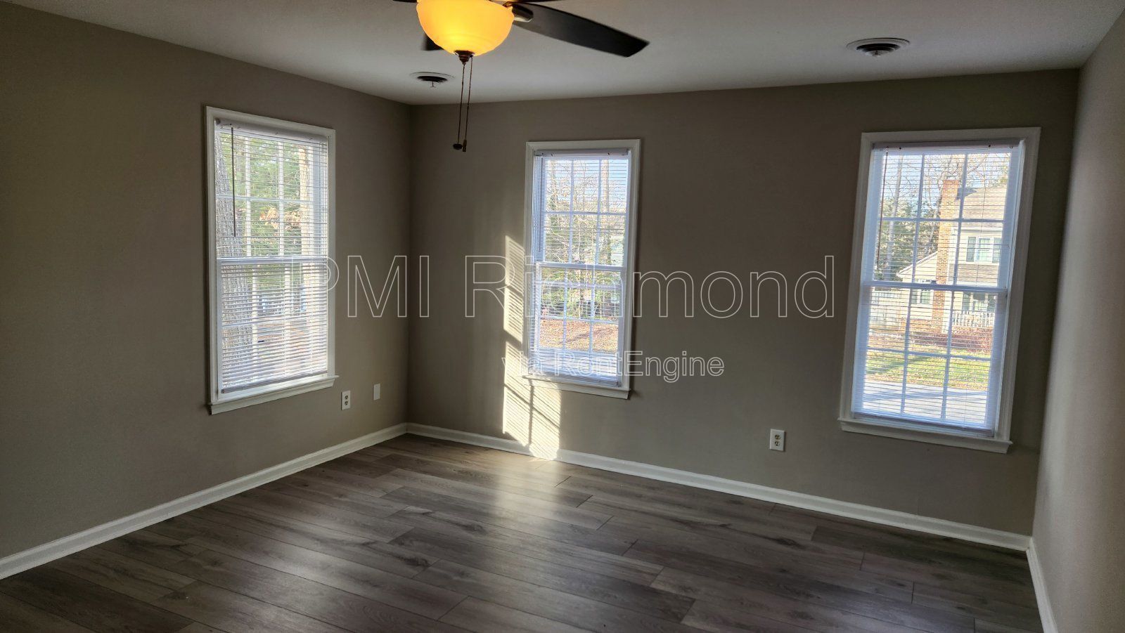 Enjoy this Spacious 4 Bed, 2.5 Bath Home in the Fernbrook Subdivision of North Chesterfield! property image