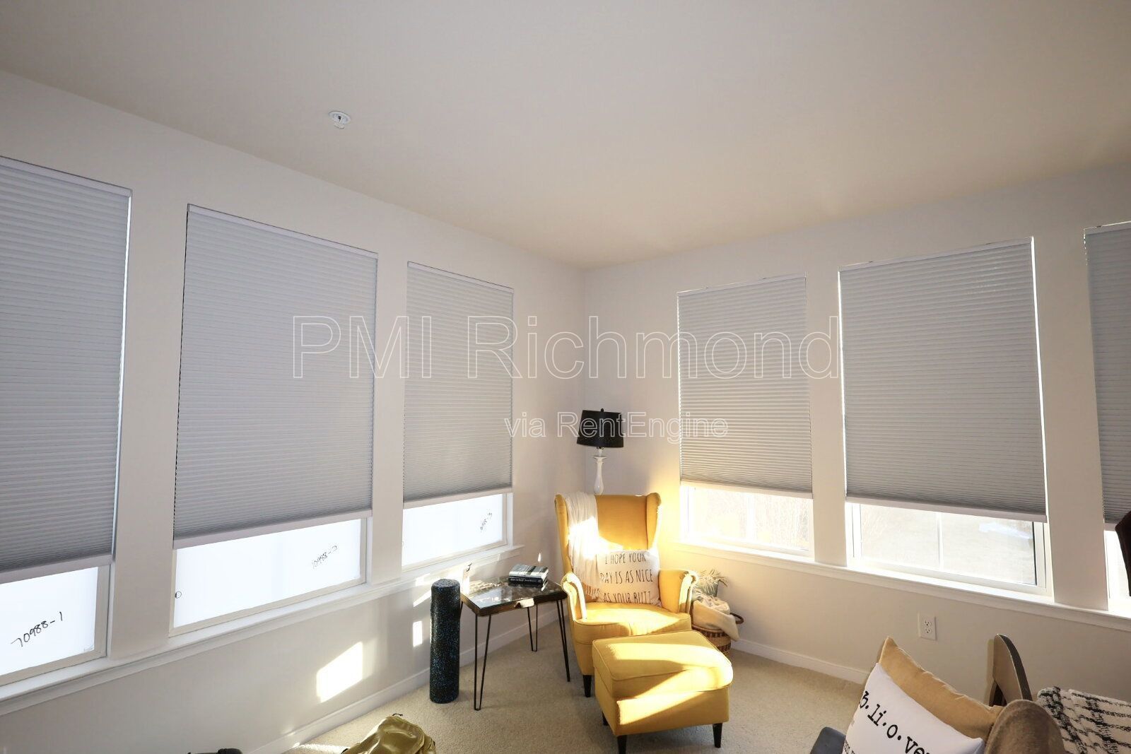 Stunning 2-Bed Condo with 2.5 Baths in the Heart of Richmond! property image