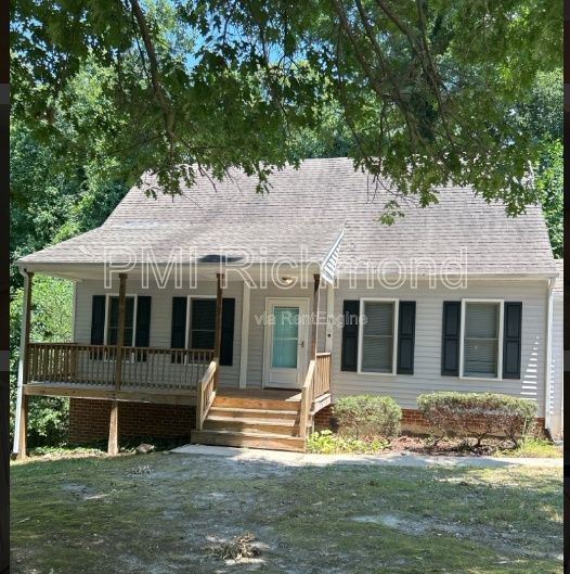 Luxurious 4-Bed Home in Bon Air Hills Subdivision of North Chesterfield! property image