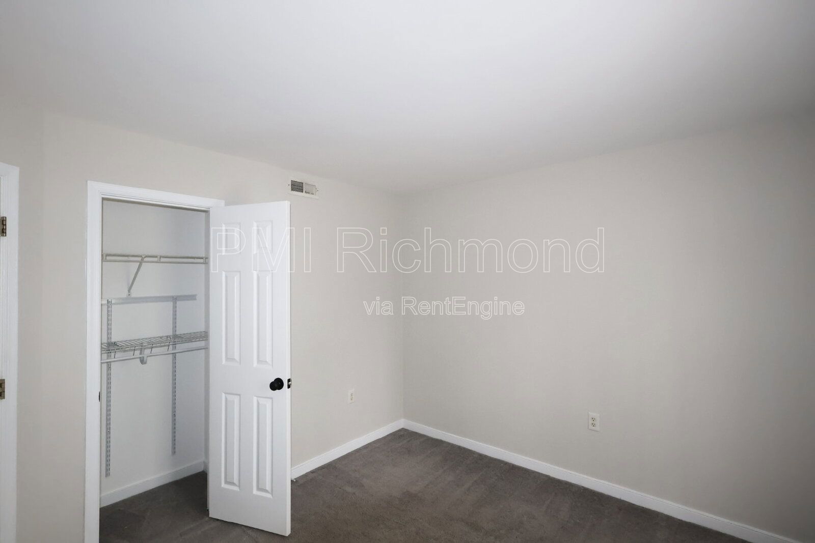 Luxurious 4-Bed Home in Bon Air Hills Subdivision of North Chesterfield! property image