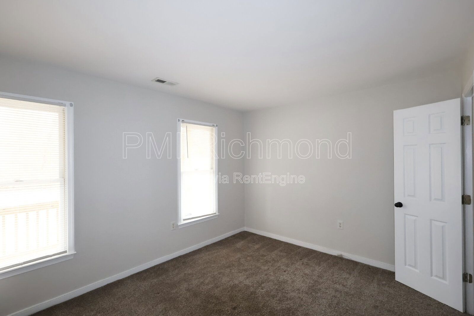 Luxurious 4-Bed Home in Bon Air Hills Subdivision of North Chesterfield! property image