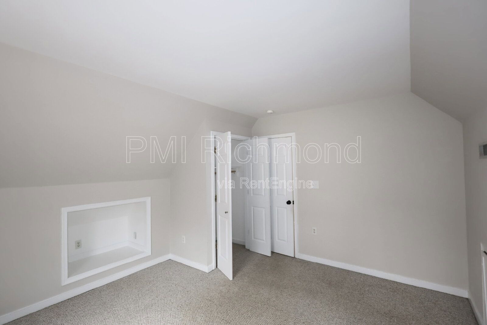 Luxurious 4-Bed Home in Bon Air Hills Subdivision of North Chesterfield! property image