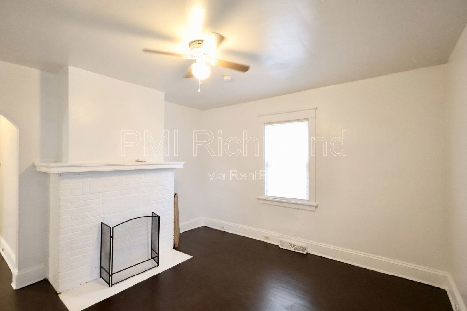Quaint 4-Bed Richmond Retreat at 1910 Chicago Ave! property image