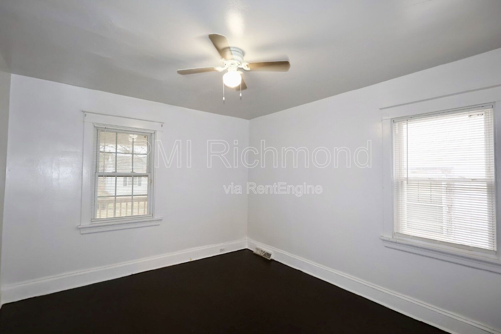 Quaint 4-Bed Richmond Retreat at 1910 Chicago Ave! property image