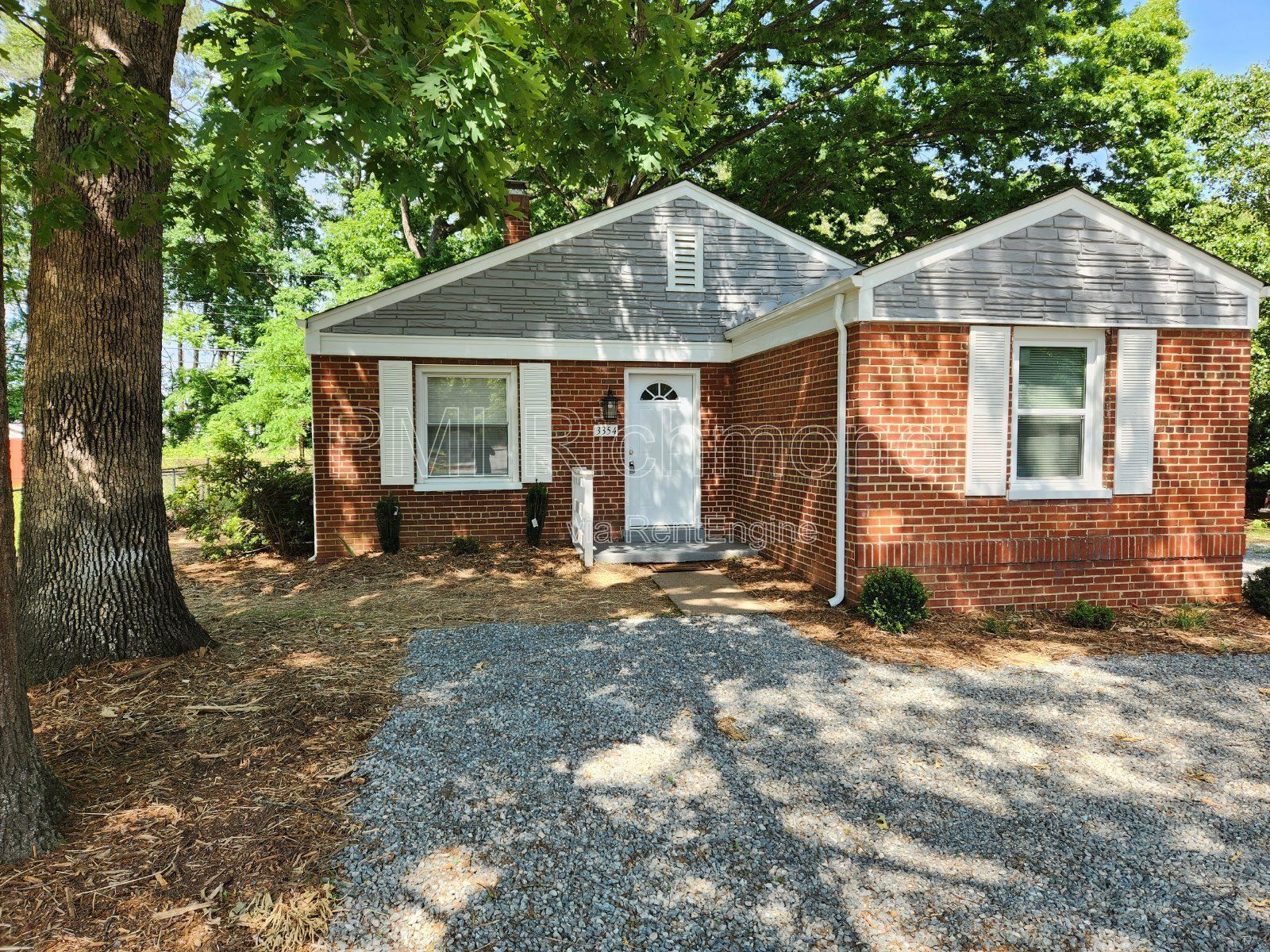 Modern & Cozy Brick Home in the McGuire Homes Subdivision! property image