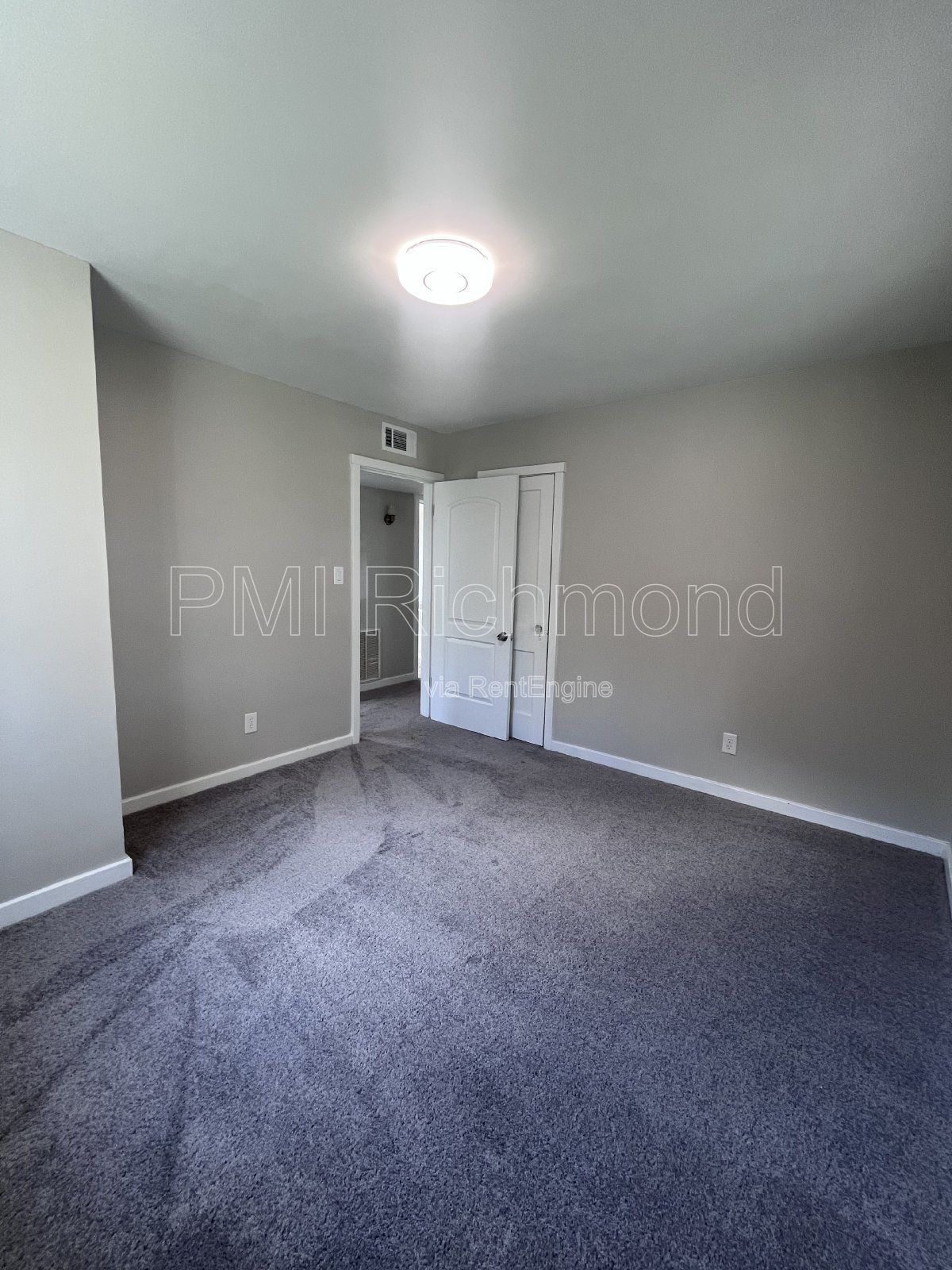 Amazing 4-Bed Home in Richmond, VA with Ample Space and Character! property image