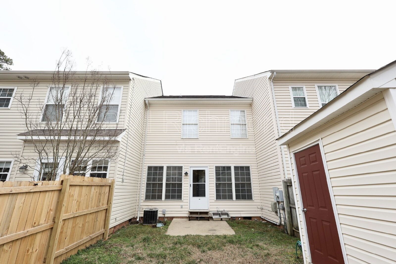Charming 2 Bed, 2.5 Bath Townhome in Chester, VA! property image