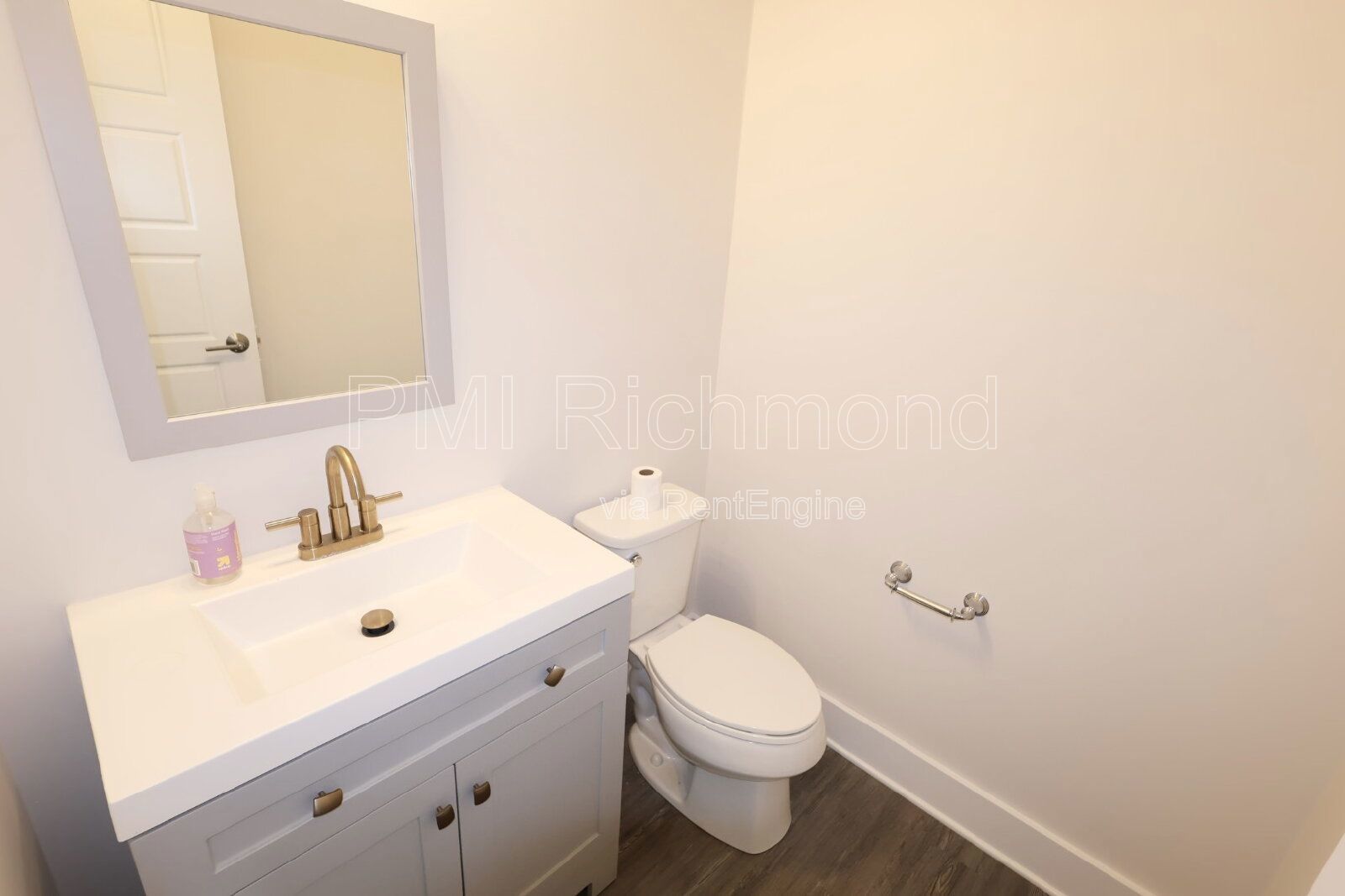 Gorgeous 3-Bed Townhouse in Short Pump with Granite Touches! property image