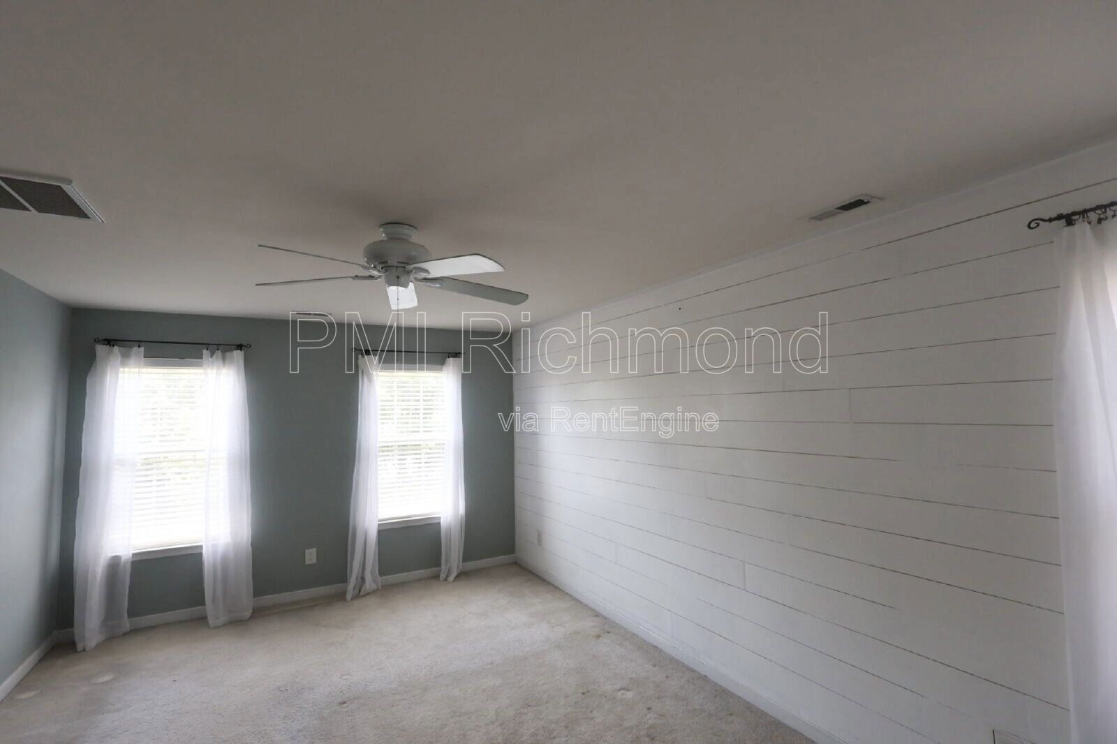 Charming 4-Bed Home with Hardwood Floors & Cozy Fireplace in Chesterfield! property image