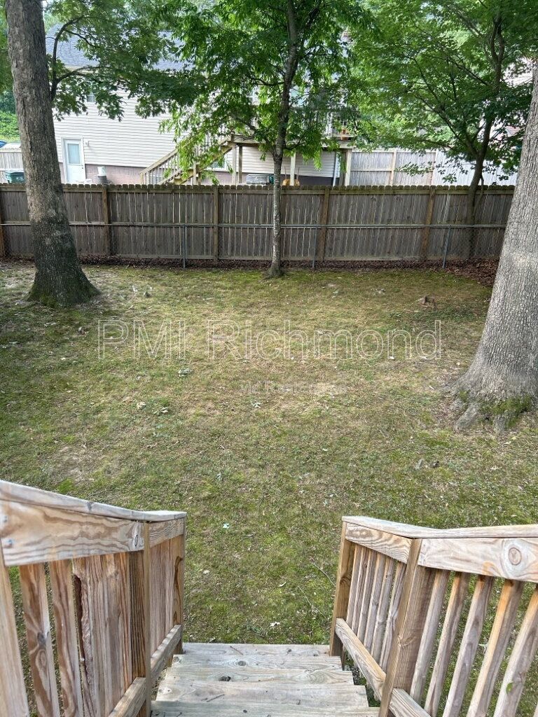 Spacious 5-Bed Home in the Broad Meadows Subdivision of Glen Allen! property image