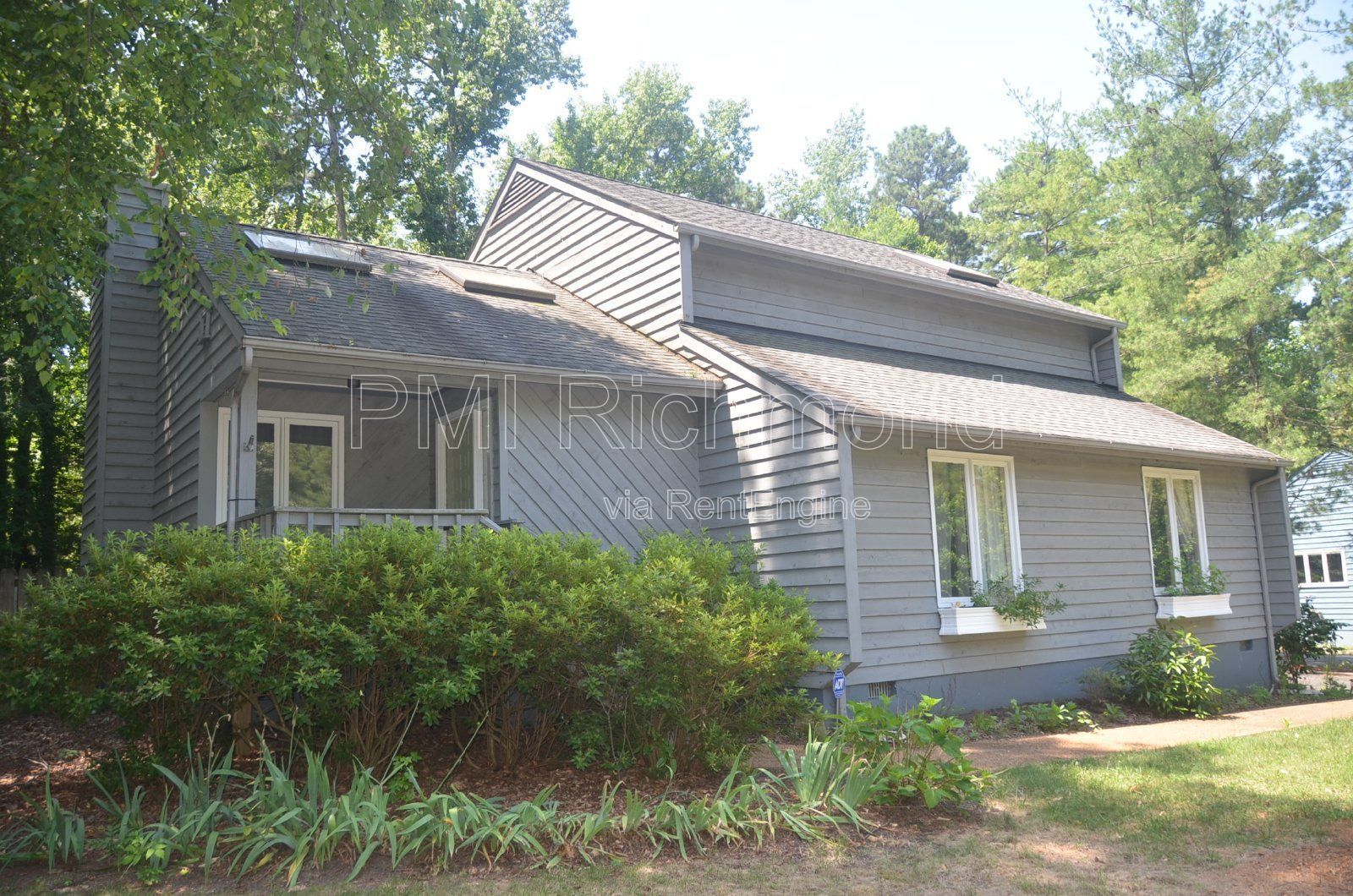 Cozy 3-Bedroom Cedar Chase Home in Henrico! property image