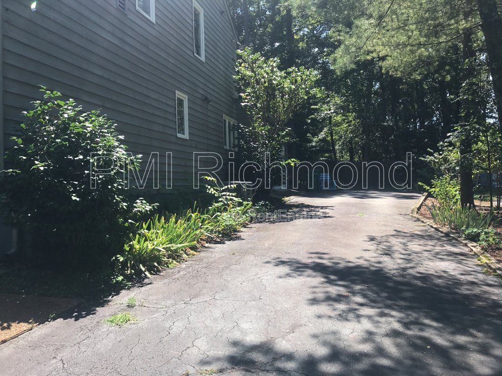 Cozy 3-Bedroom Cedar Chase Home in Henrico! property image