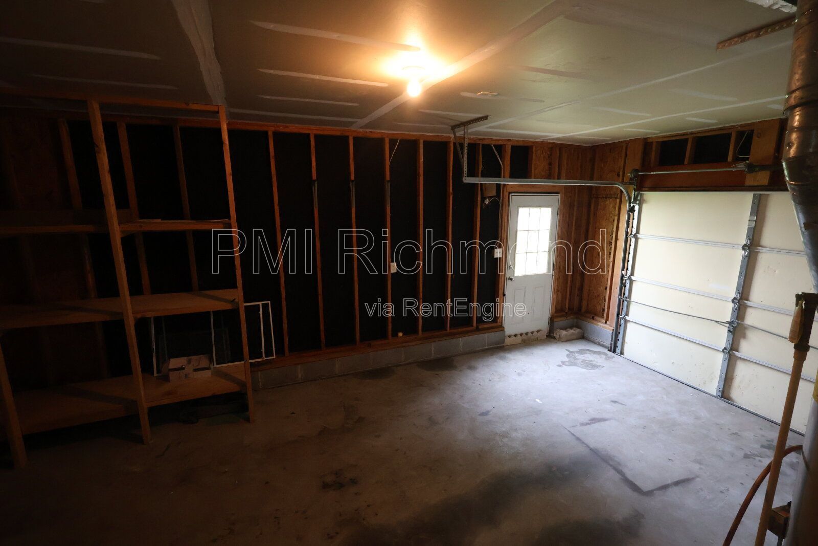 Single Family Colonial Style Home in the Cedar Grove Subdivision! property image