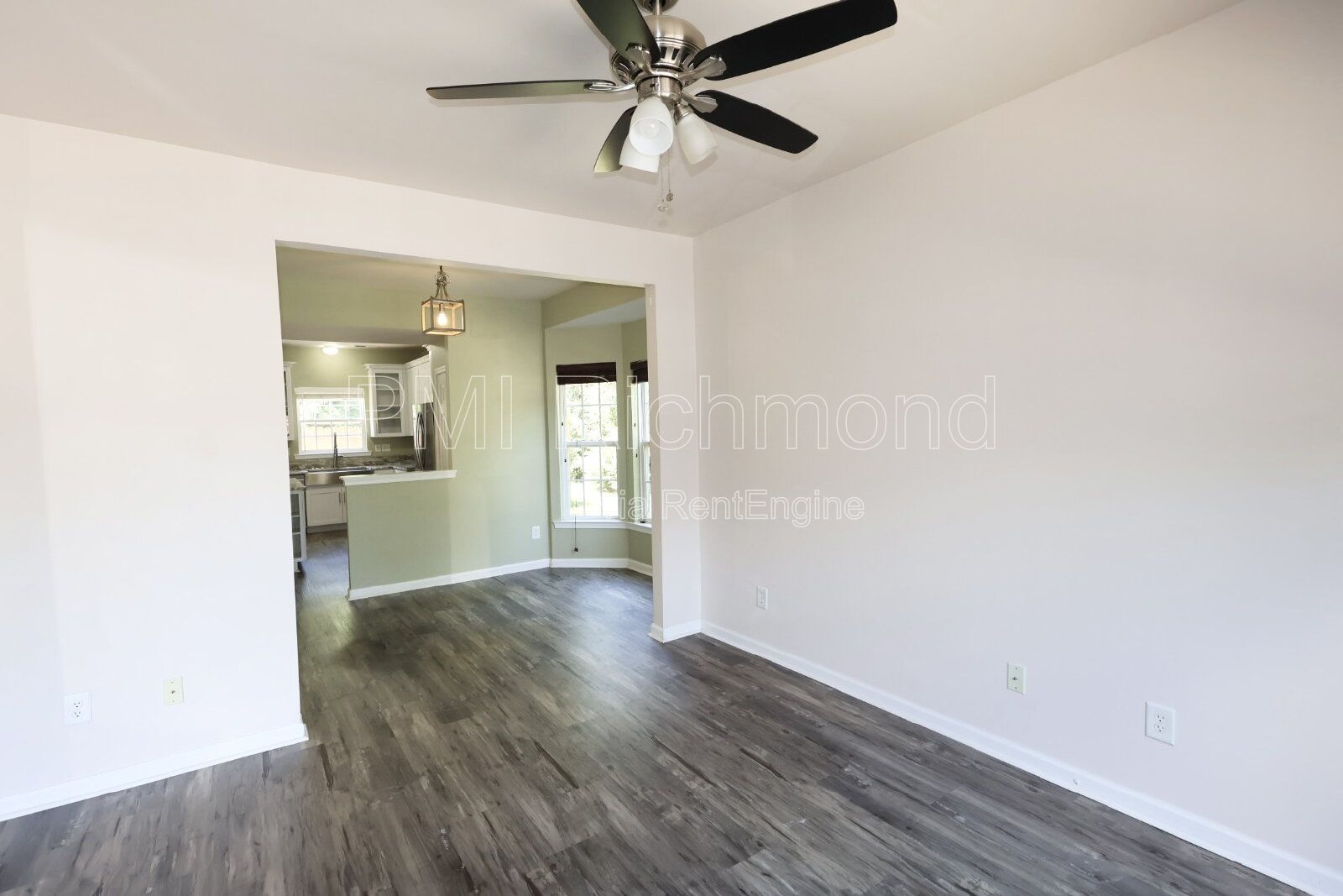 Updated 3-Bed Townhouse in Ashland with a Stunning Kitchen! property image