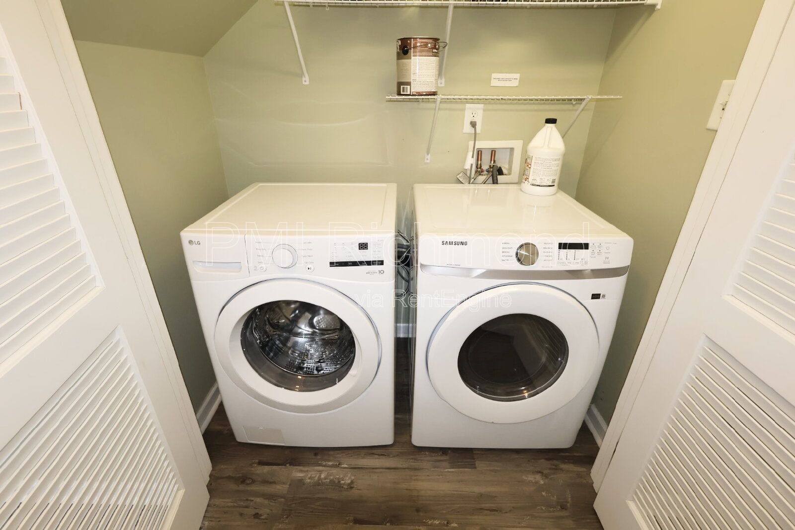 Updated 3-Bed Townhouse in Ashland with a Stunning Kitchen! property image