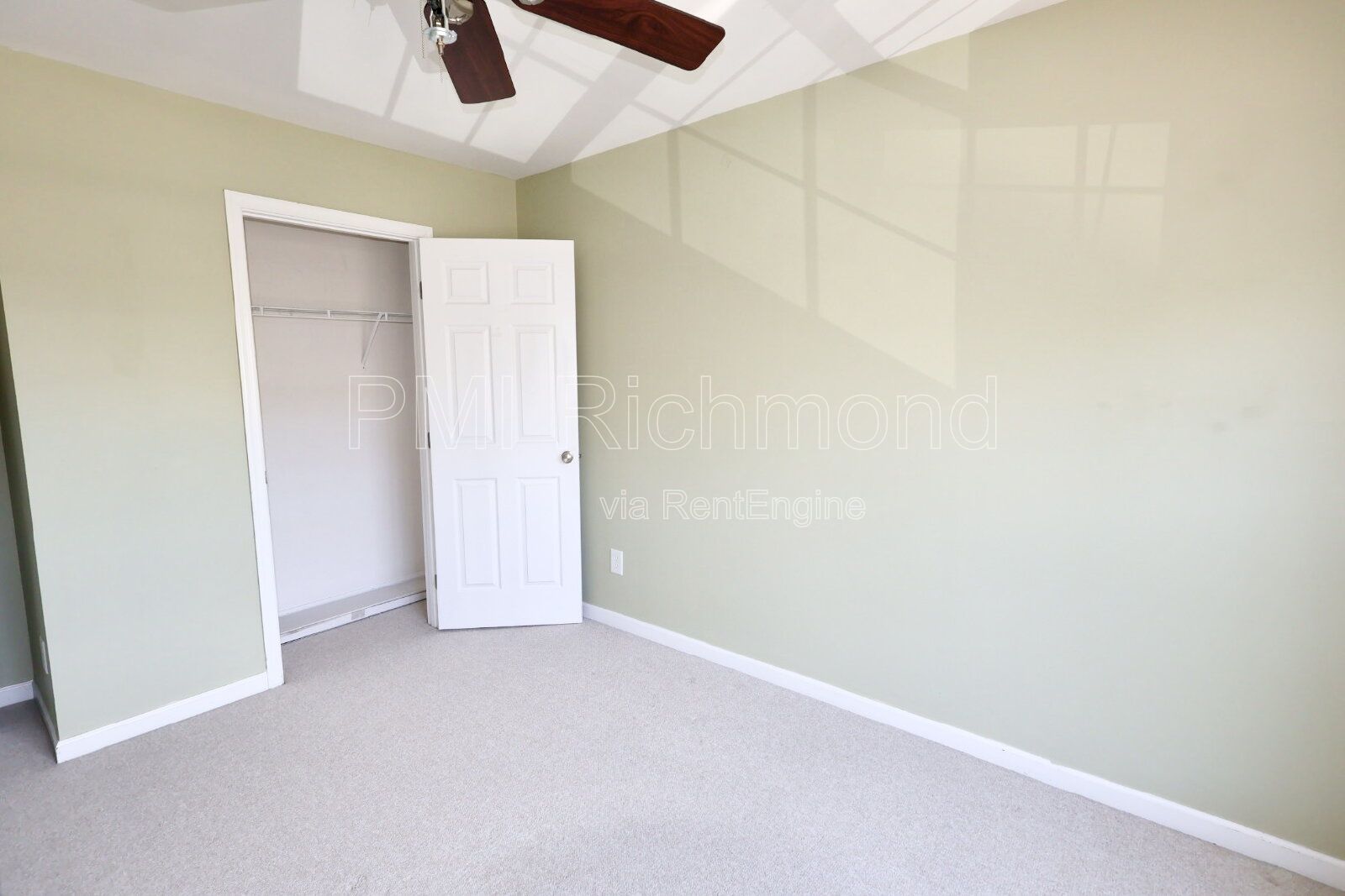 Updated 3-Bed Townhouse in Ashland with a Stunning Kitchen! property image