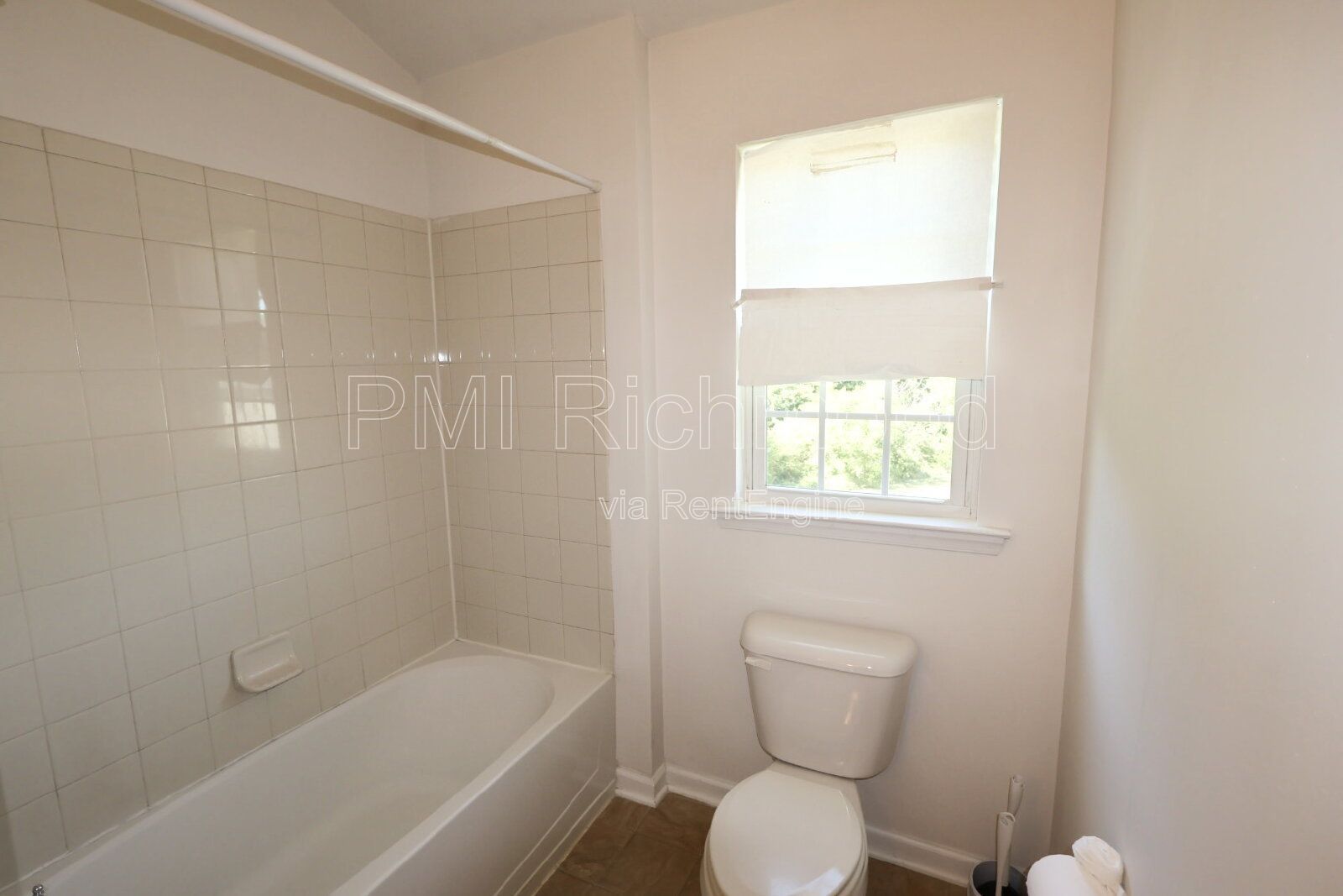 Charming 3-Bed Townhome with 1452 Sq Ft of Comfort in North Chesterfield! property image