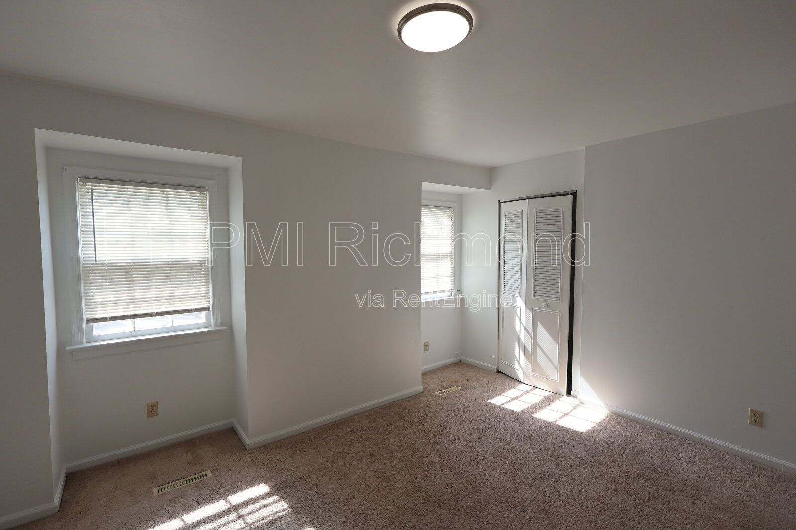 2-Story Colonial Dutch Style Home in Providence Green Subdivision of Chesterfield! property image